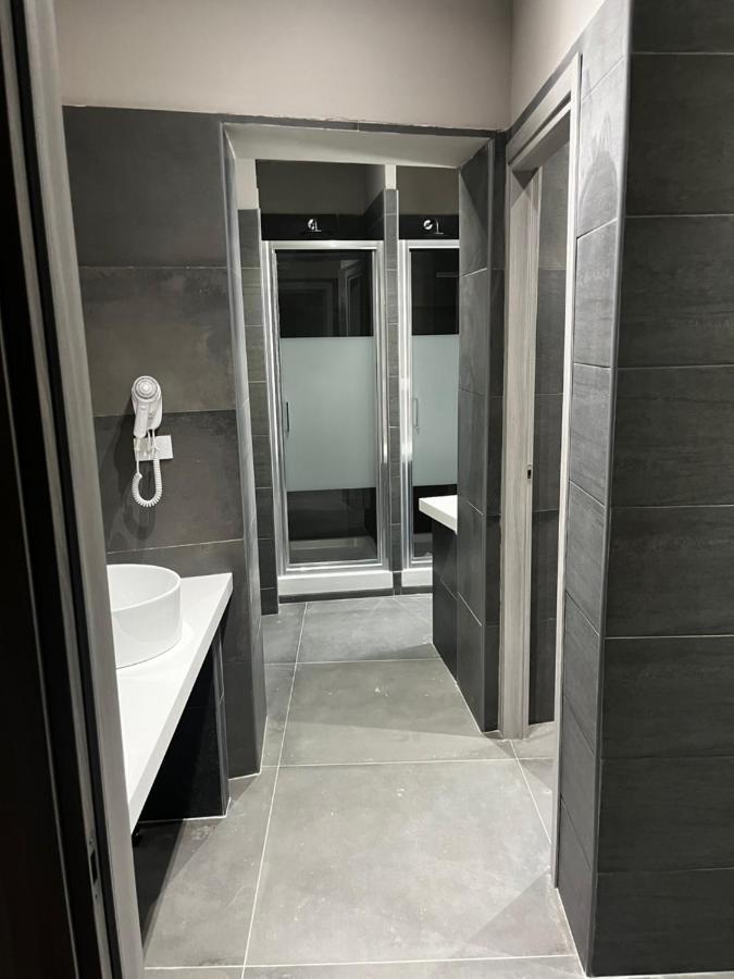 Hostel Borgo Ripa Urban Travel Rzym Zewnętrze zdjęcie