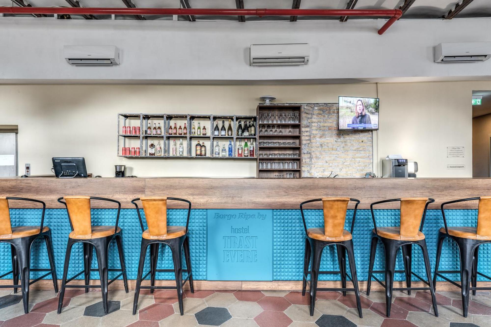 Hostel Borgo Ripa Urban Travel Rzym Zewnętrze zdjęcie