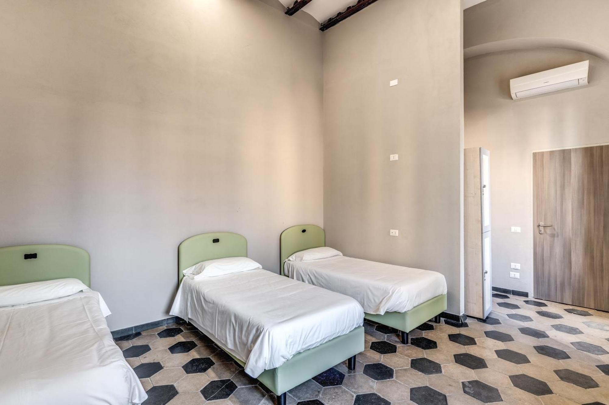 Hostel Borgo Ripa Urban Travel Rzym Zewnętrze zdjęcie