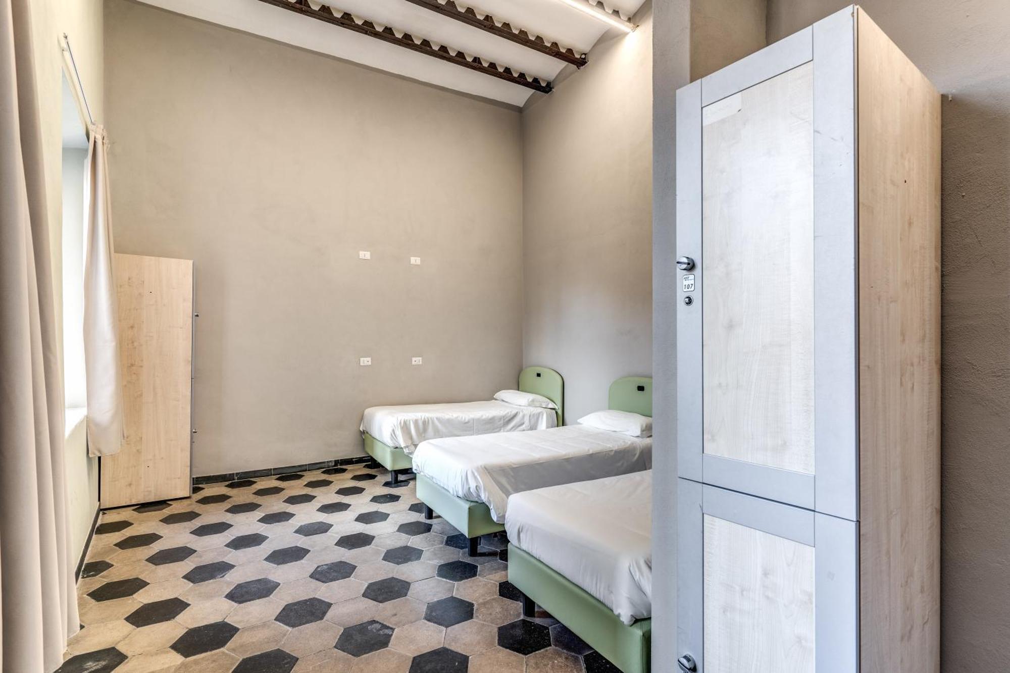 Hostel Borgo Ripa Urban Travel Rzym Zewnętrze zdjęcie