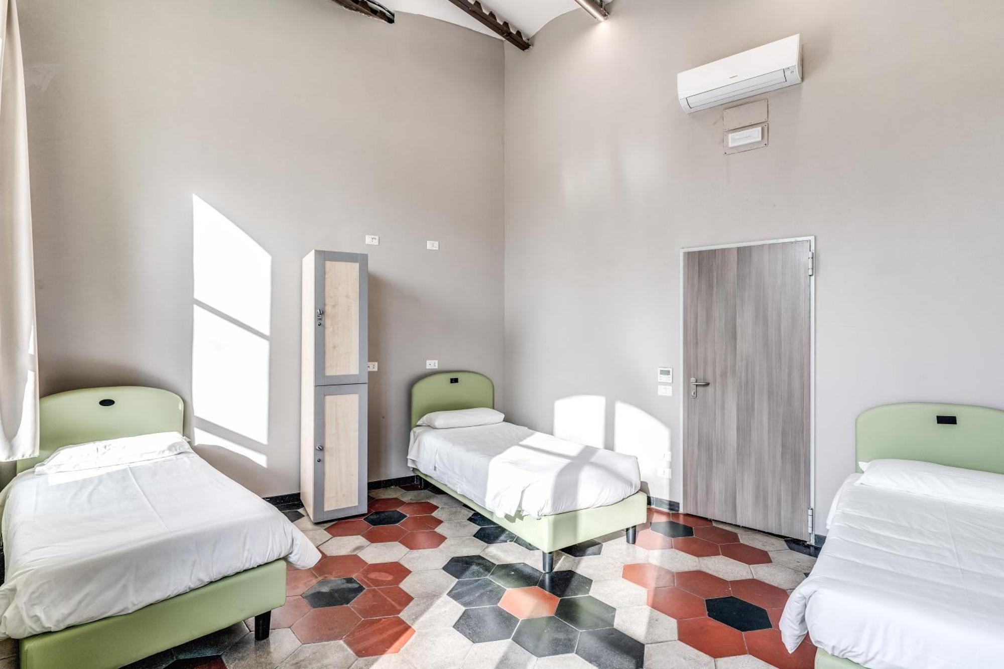 Hostel Borgo Ripa Urban Travel Rzym Zewnętrze zdjęcie