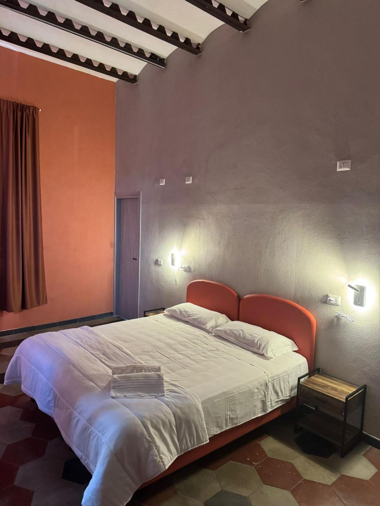 Hostel Borgo Ripa Urban Travel Rzym Zewnętrze zdjęcie