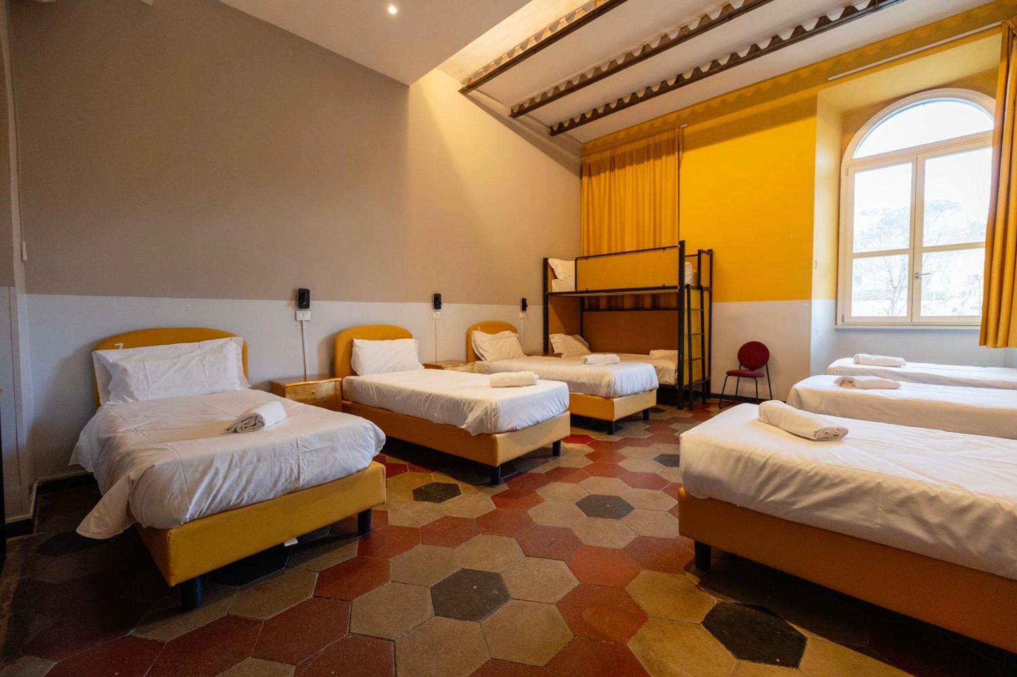 Hostel Borgo Ripa Urban Travel Rzym Zewnętrze zdjęcie