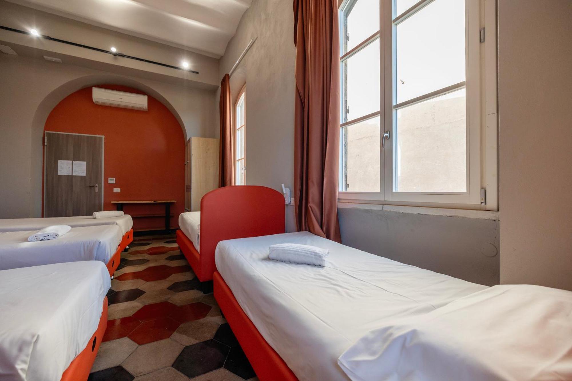 Hostel Borgo Ripa Urban Travel Rzym Zewnętrze zdjęcie